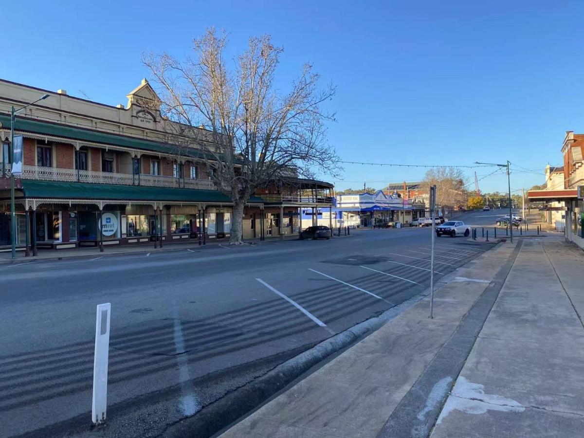 Gateway Motor Inn Narrandera Exteriör bild