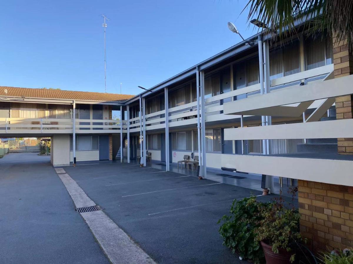 Gateway Motor Inn Narrandera Exteriör bild
